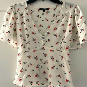 Paper Moon - White Flower Top